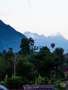 Heißluftballong in Vang Vieng