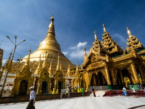 Shwedagon Pagode aus der Nähe