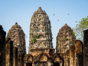 Tauben im Geschichtspark Sukhothai