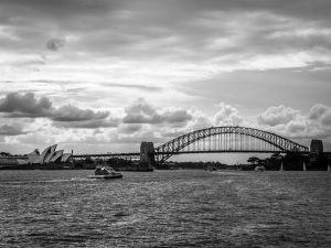 Harbour Bridge neben Opernhaus